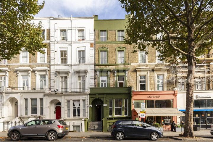 Two double bedrooms spacious lounge located within minutes from Ladbroke Grove Ladbroke Grove, Ladbroke Grove 